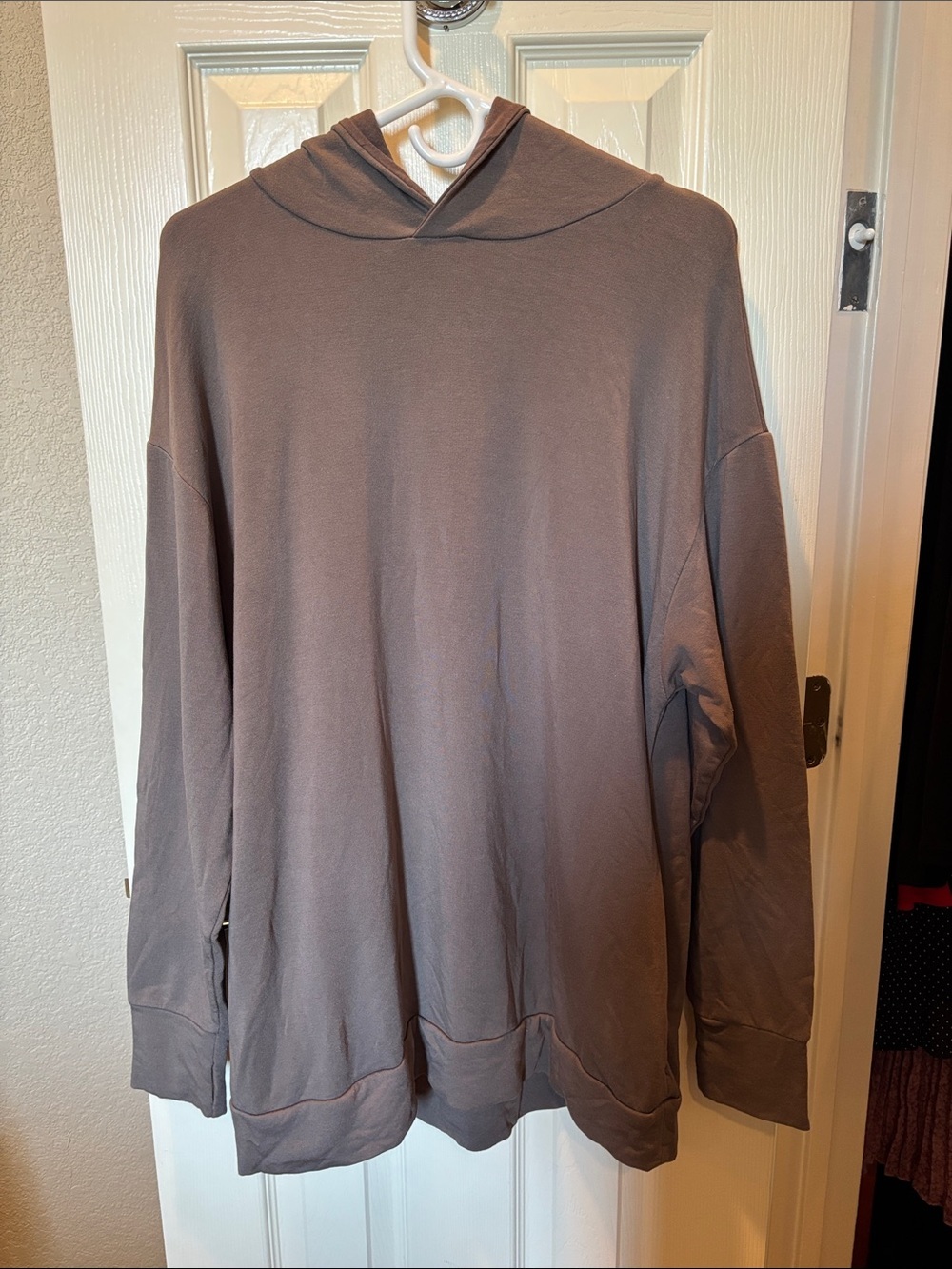 Aerie OFFLINE Hugger Pullover Hoodie size Medium NWOT